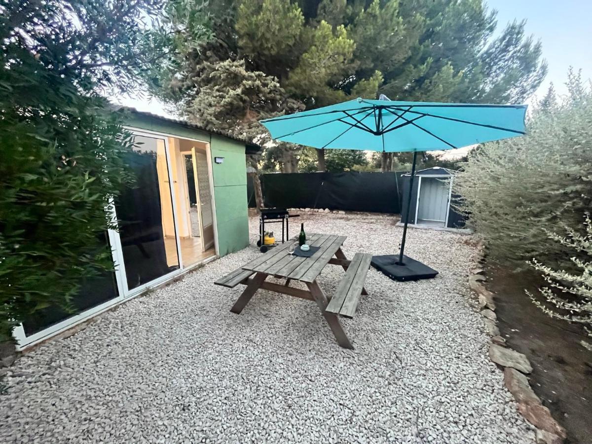 Location T3 Jardin Avec Piscine Villa Meze Bagian luar foto