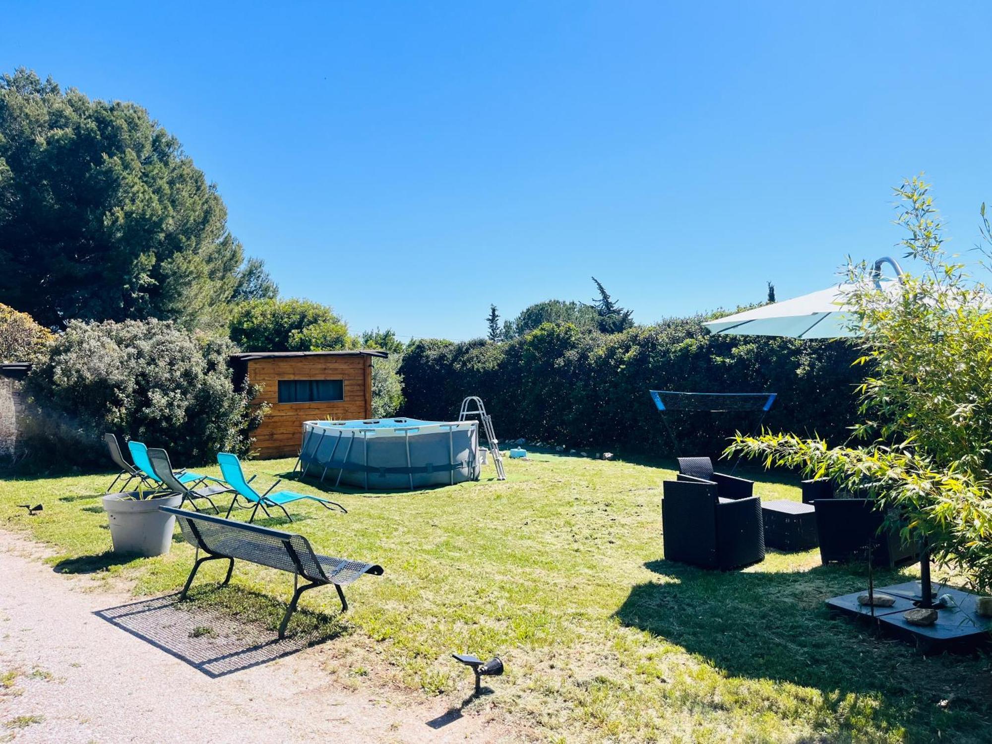 Location T3 Jardin Avec Piscine Villa Meze Bagian luar foto